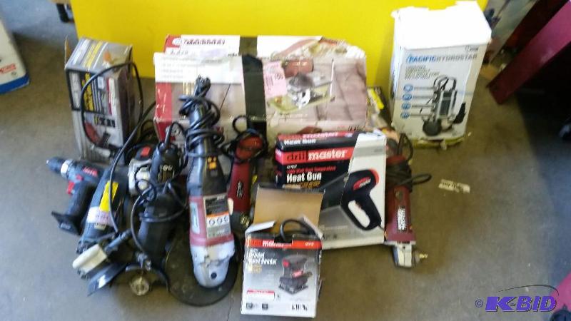 lot 14 image: salvage tools