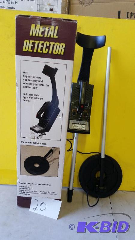 lot 20 image: 9 Function Metal Detector with Arm Rest