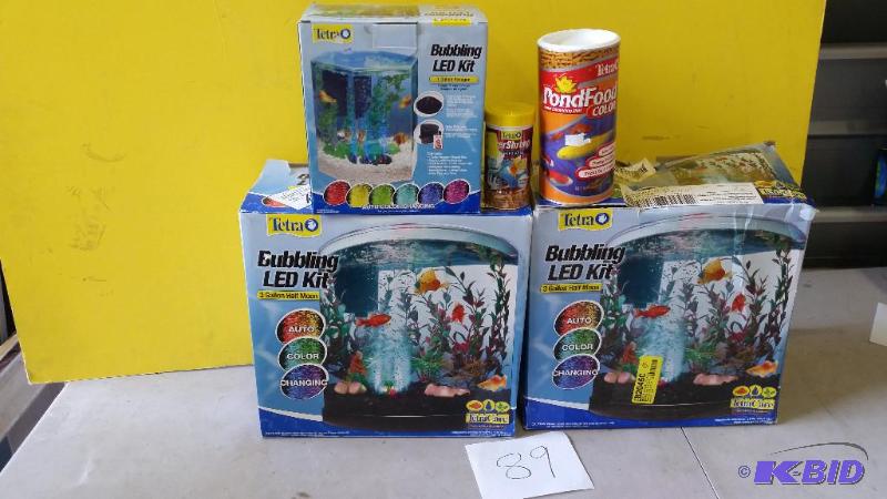 lot 89 image: Lot of Aquarium Items