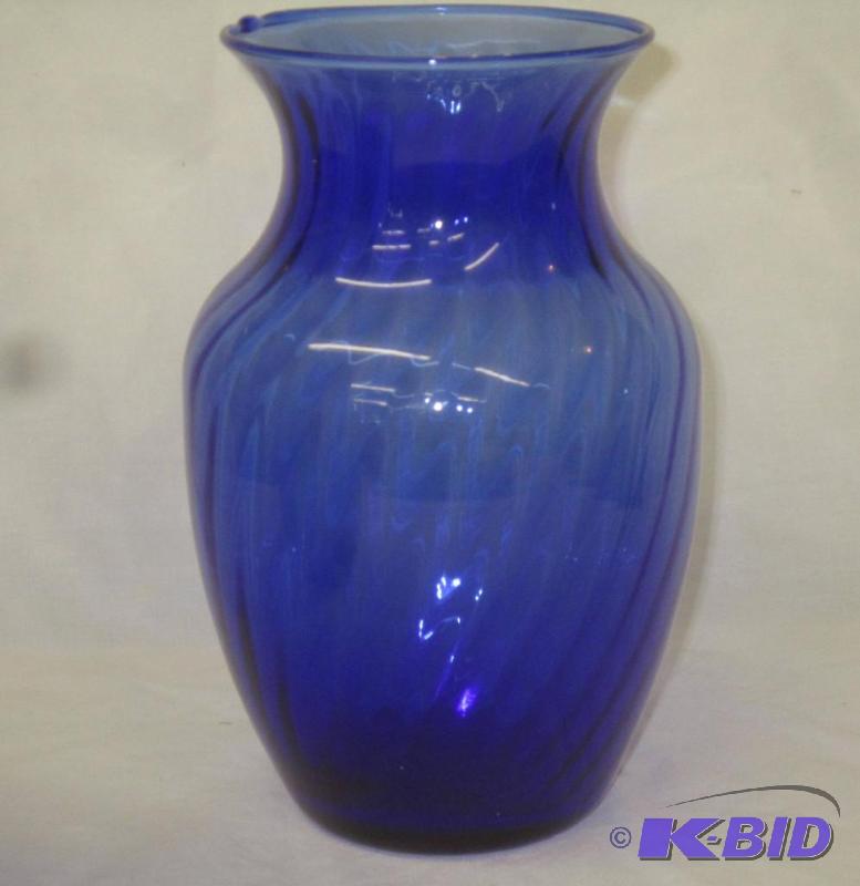 lot 169 image: 8 Cobalt Blue Vase