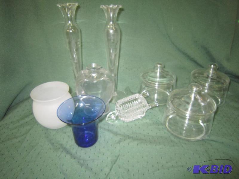 lot 190 image: BOX LOT - Princess House, Glass Ware and Misc Glass and Glass Wheel Barrow Salt