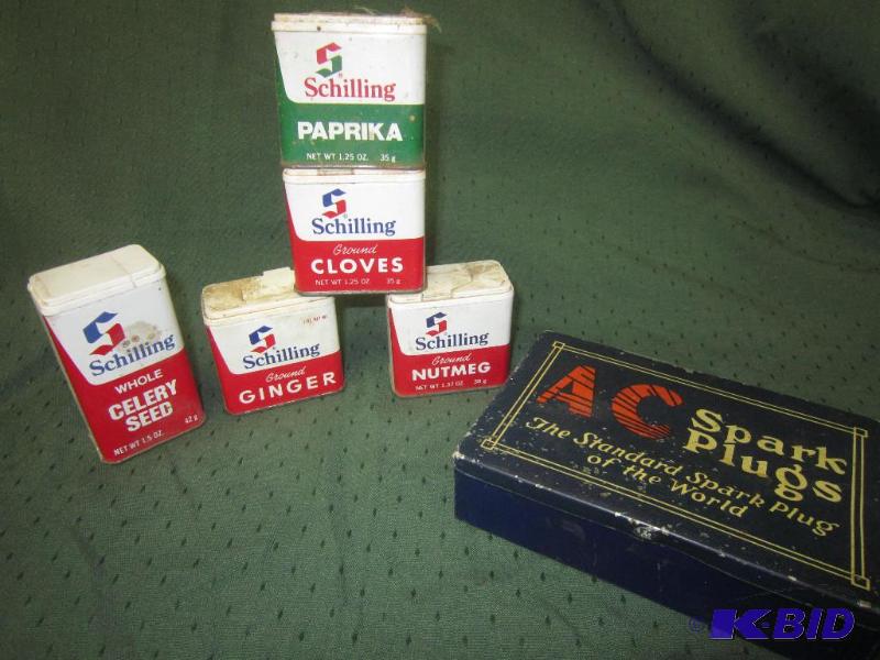 lot 194 image: Collectible BOX LOT