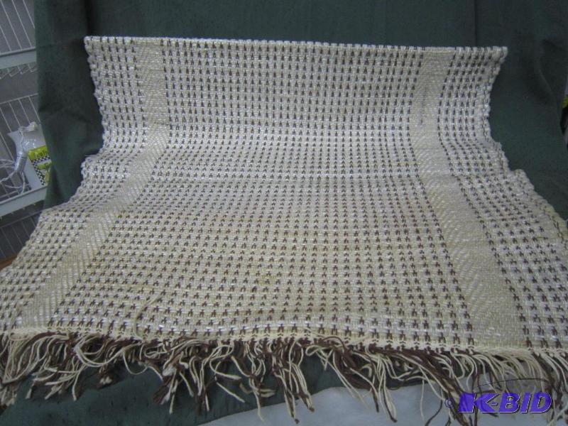 lot 244 image: Rug