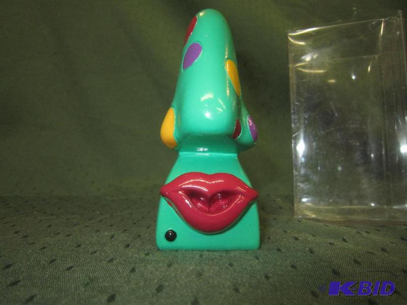 lot 287 image: Eye Glass Holder