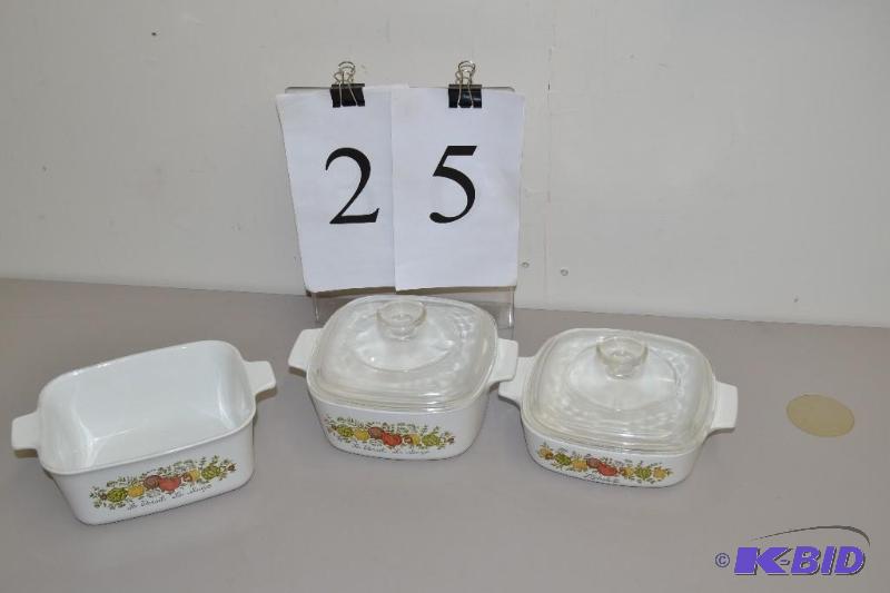 lot 25 image: Corning ware set