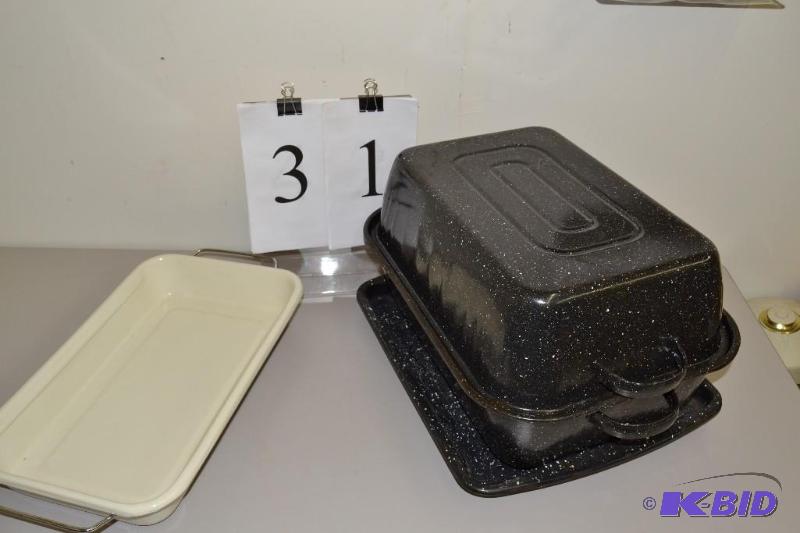 lot 31 image: Enamel Ware