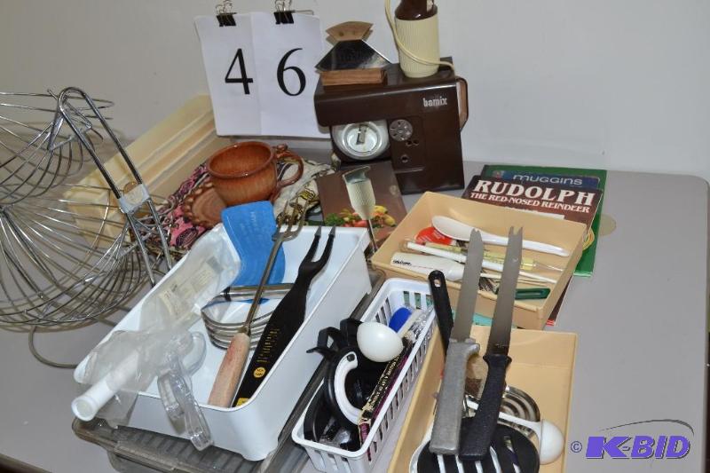 lot 46 image: Misc. kitchen items