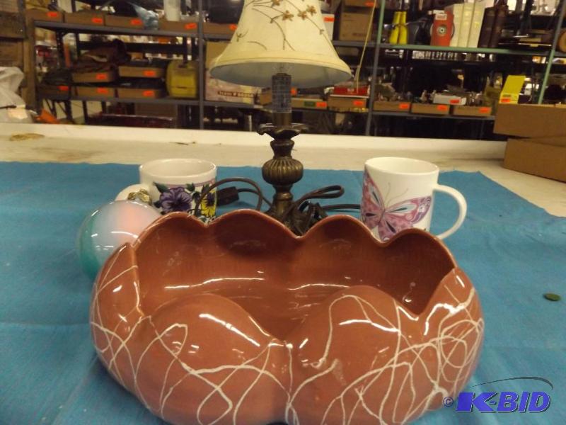 small lamp, coffee mugs, decorative bowl...