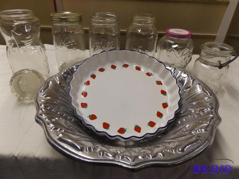 lot 205 image: Jars, serving platters...