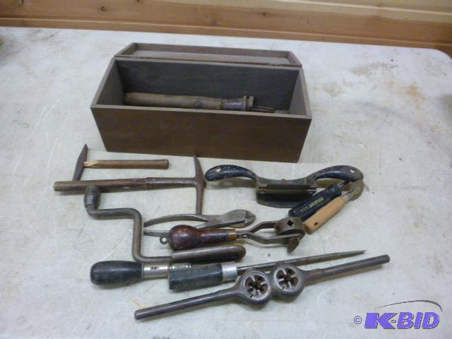 14 12&quot Wood Toolbox with Miscellaneous ...