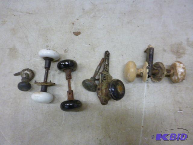 Vintage Door Knobs...