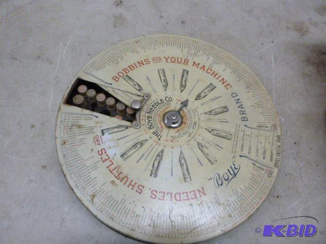 Vintage Boye Needle Co. Shuttles and Bobbin M...