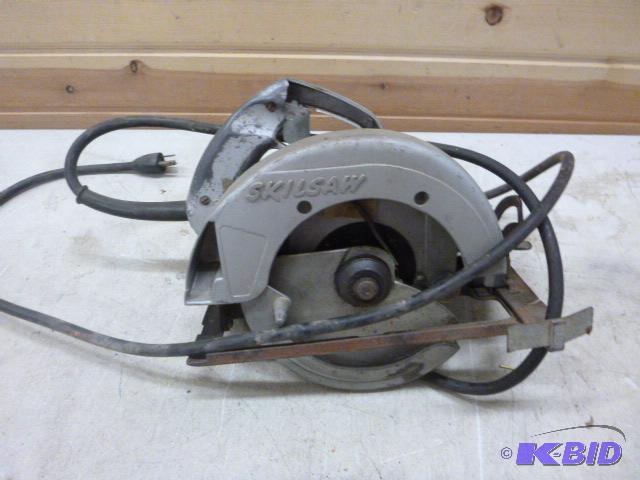 Skilsaw Model 553 - Tested and works....