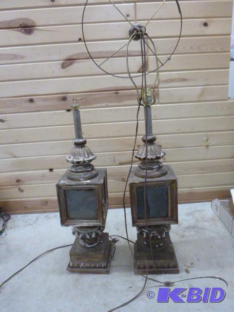 2 Vintage Lamps...