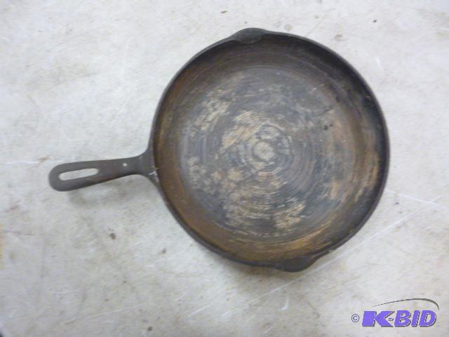 10 12&quot Cast Iron Skillet...