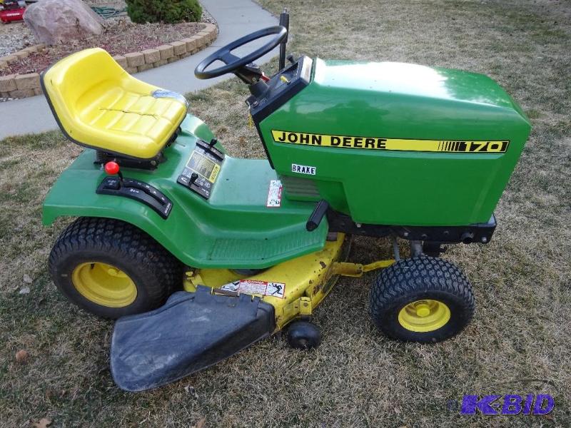 John Deere 170 Riding Mower Spring Cleaning Sale K Bid 8611