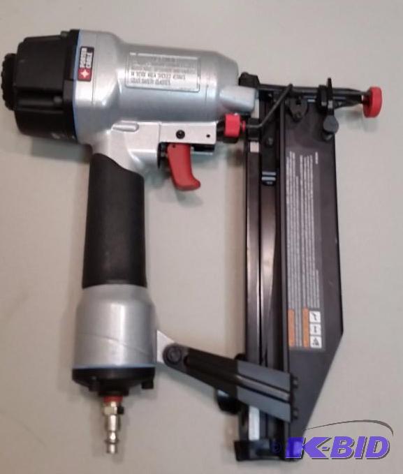 Porter Cable.  Pneumatic 16-Gauge Finish Nailer.  Tested Works Great.