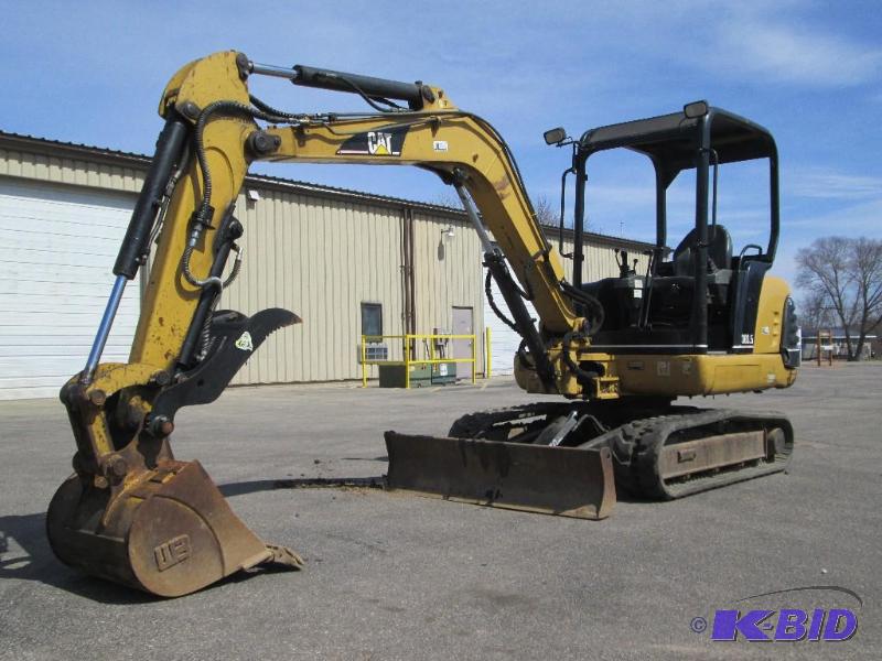 2003 Caterpillar 303.5 Excavator