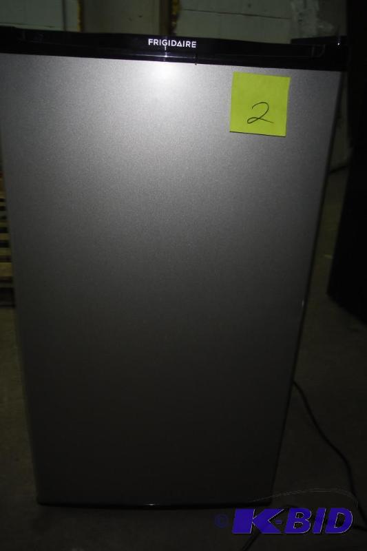 lot 2 image: Frigidaire - 3.3 Cu. Ft. Compact Refrigerator - Silver
