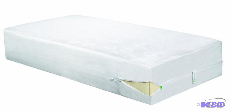 lot 63 image: Clean Rest Pro Waterproof, Allergy and Bed Bug Blocking Mattress Encasement, Queen