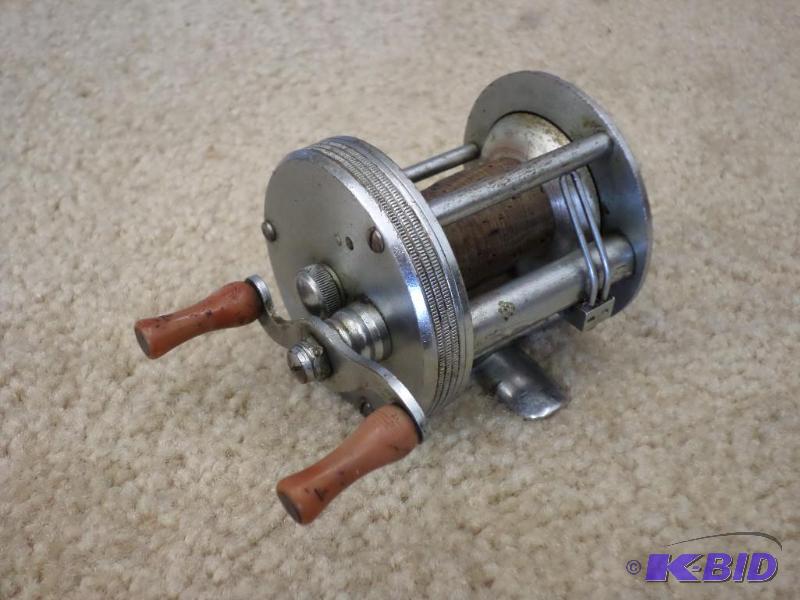 lot 16 image: JC Higgins 46A Reel...