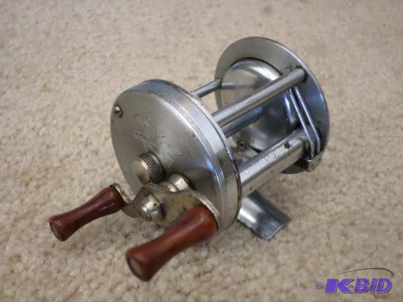 lot 17 image: Sport King 69 Reel...