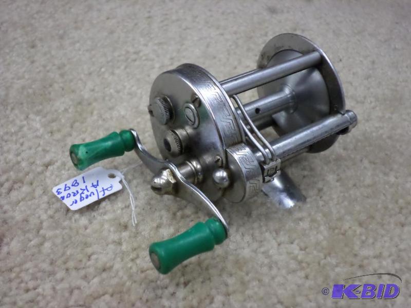 lot 31 image: Pflueger Akron 1893 Reel...