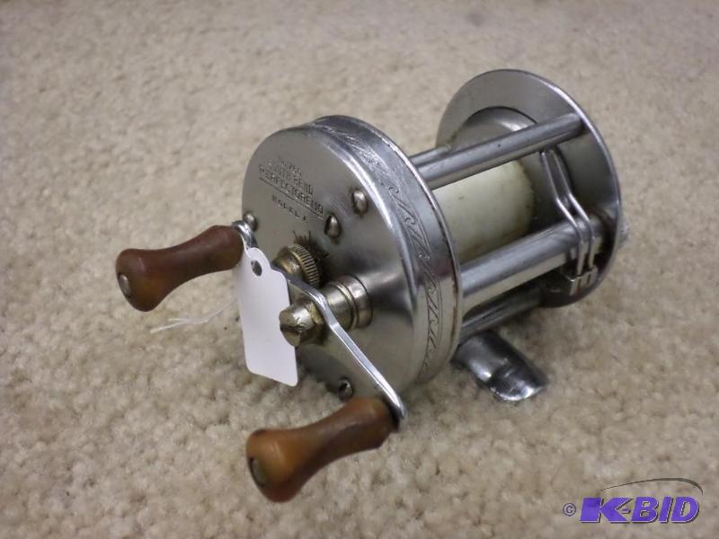 lot 40 image: South Bend Perfect Oreno 750 Reel...