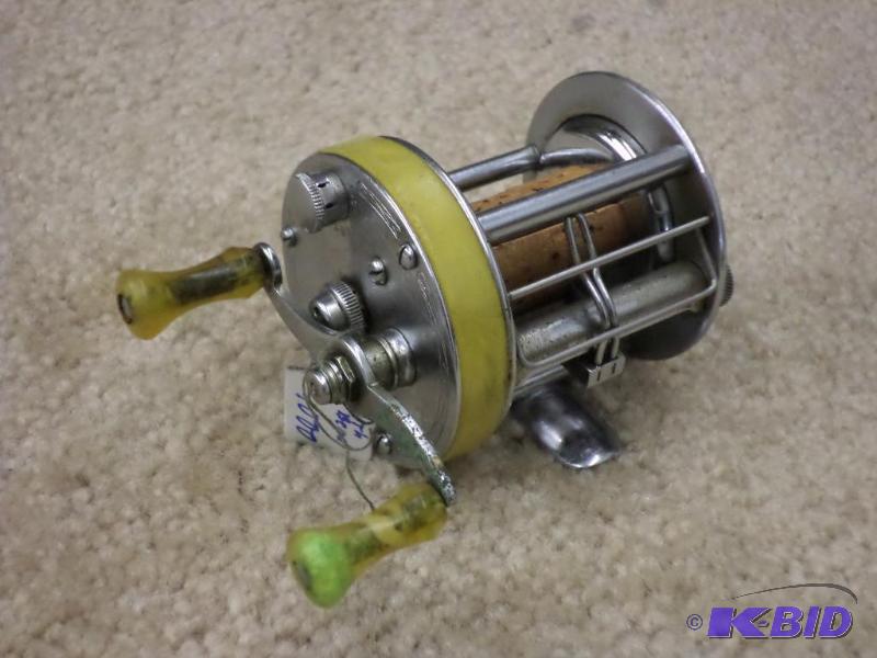 lot 54 image: South Bend 1000 Reel...