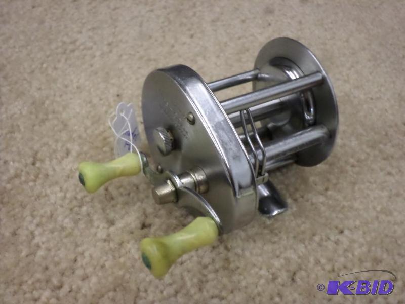 lot 62 image: Shakespeare Direct-O-Drive 1950FG Reel...