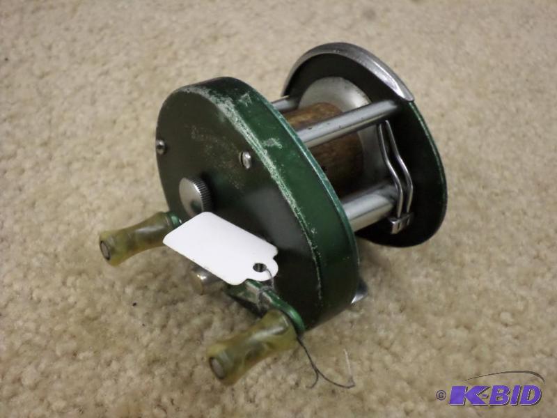 lot 73 image: Shakespeare Sportcast 1973FH Reel...