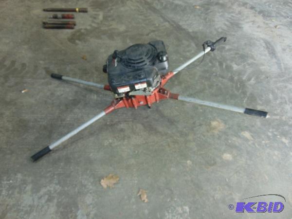 2 Man General 343 Earth Auger   Twist throttl...