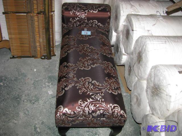 one arm bench, this would look great with &nb...