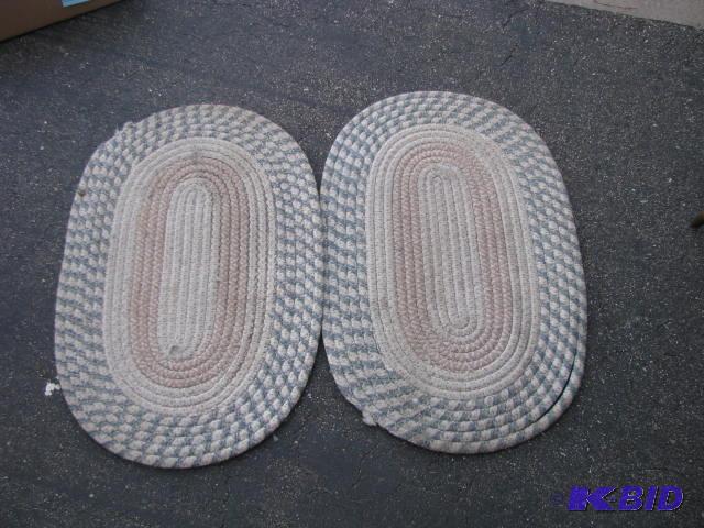 two 30&quot oval&nbspbraided rag rugs&nbsp...