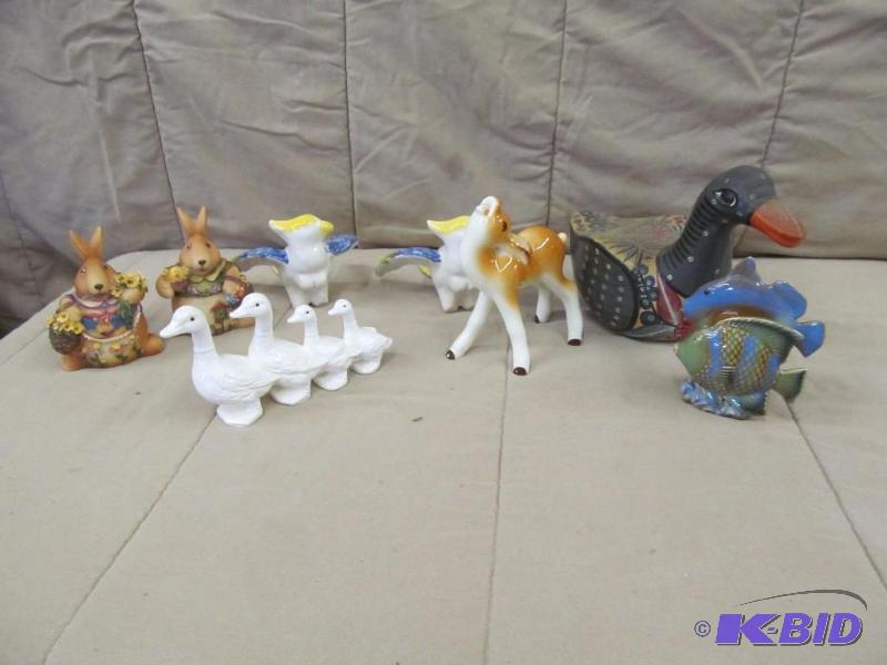 Figurines