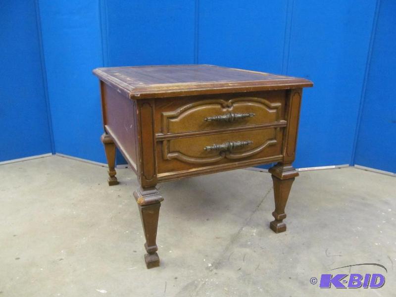 End table