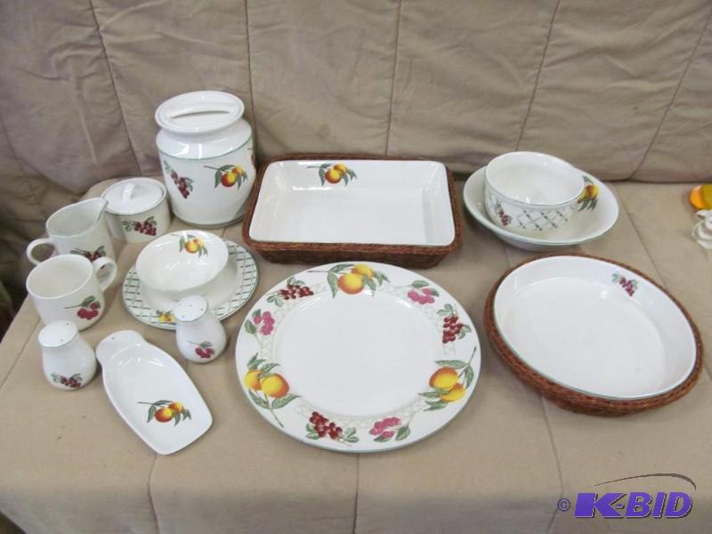 Dish Set