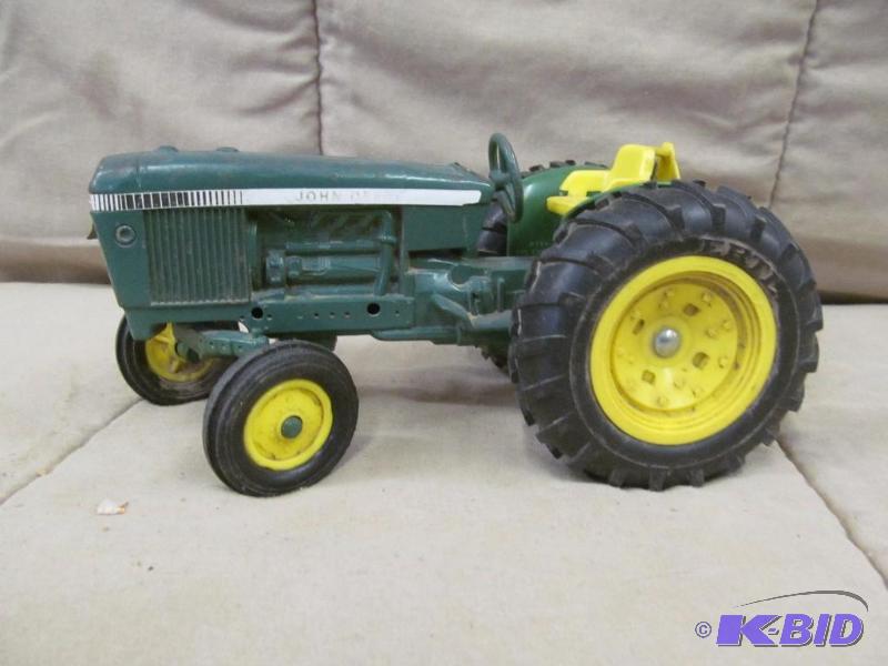 Tractor
