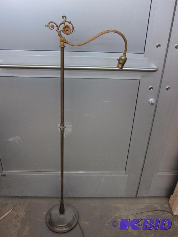 Bridge Floor lamp