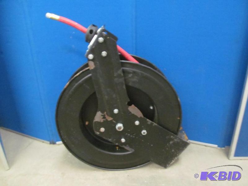 Air hose reel with hose