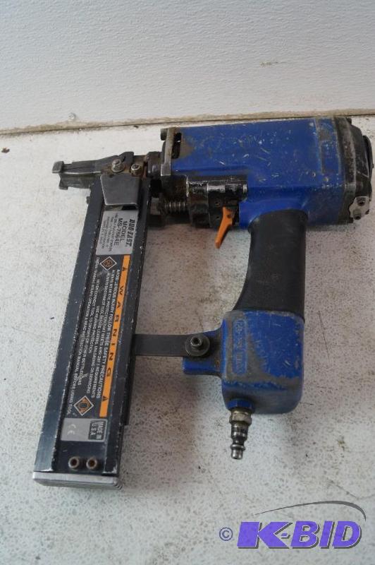 air nailer