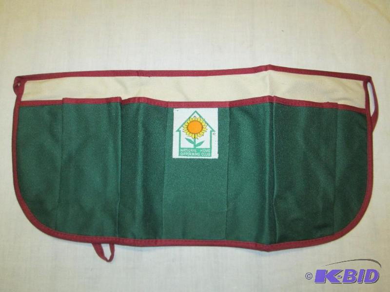 Lot of 60 Gardening Aprons - National Home an...