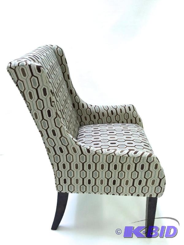 lot 10 image: Brand new accent chair