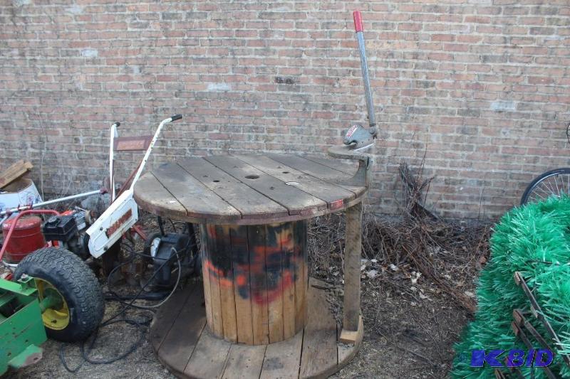 lot 1 image: Beverly Shear Metal  Wire Shears on Wood Wire Spool