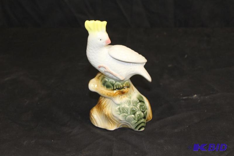 lot 104 image: 1970s Brazilian Porcelain Ceramic