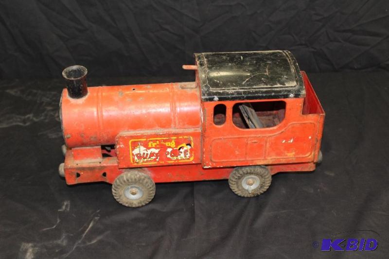 lot 16 image: Antique Tin Tri Ang Puff Puff 73000 - 1930s -1940s