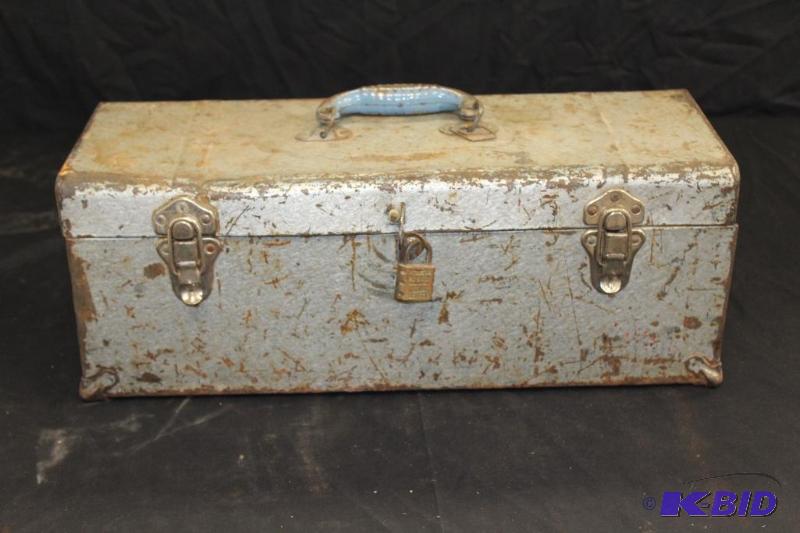 lot 166 image: Tool Box with Contents ...