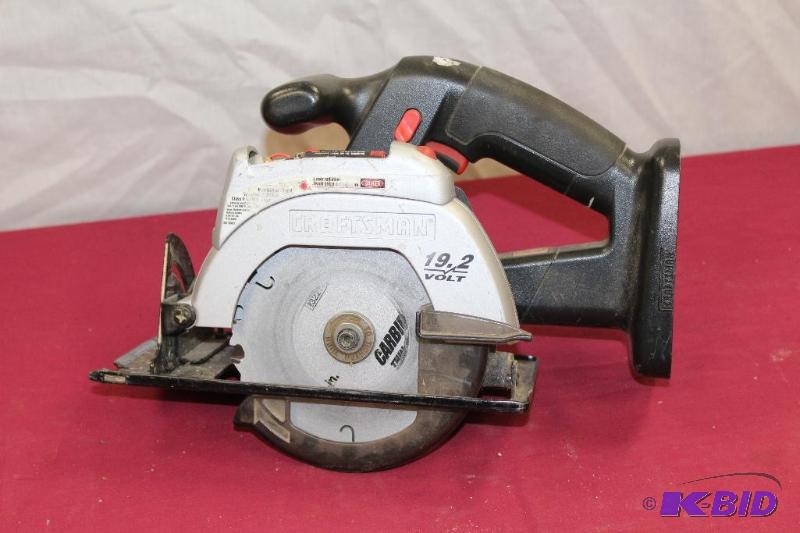 lot 173 image: Circular Saw  No Battery ...