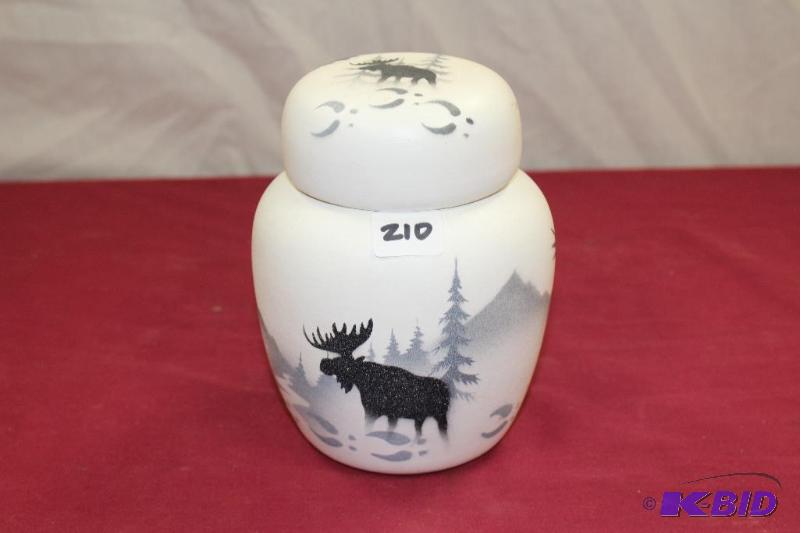 lot 210 image: Hozoni Pottery High Country