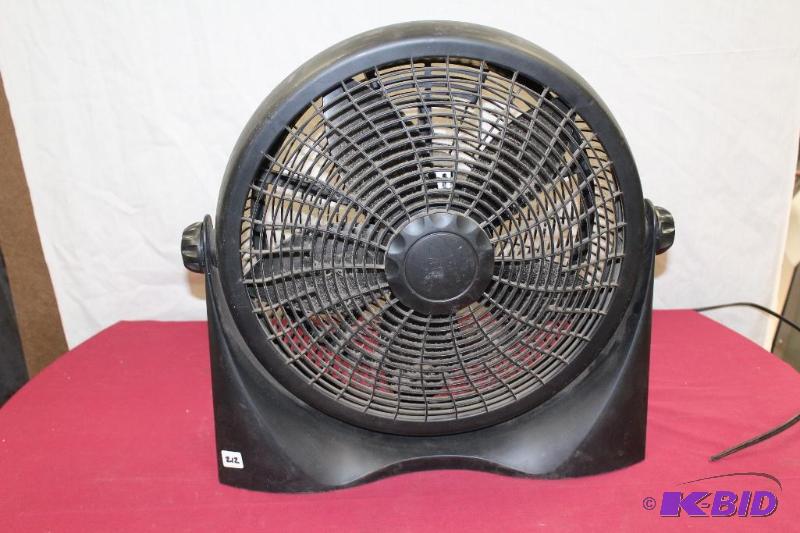 lot 212 image: Fan, Needs a new cord end ...